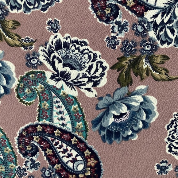 Beautiful Purple Top - Medium - Picture 3 of 4